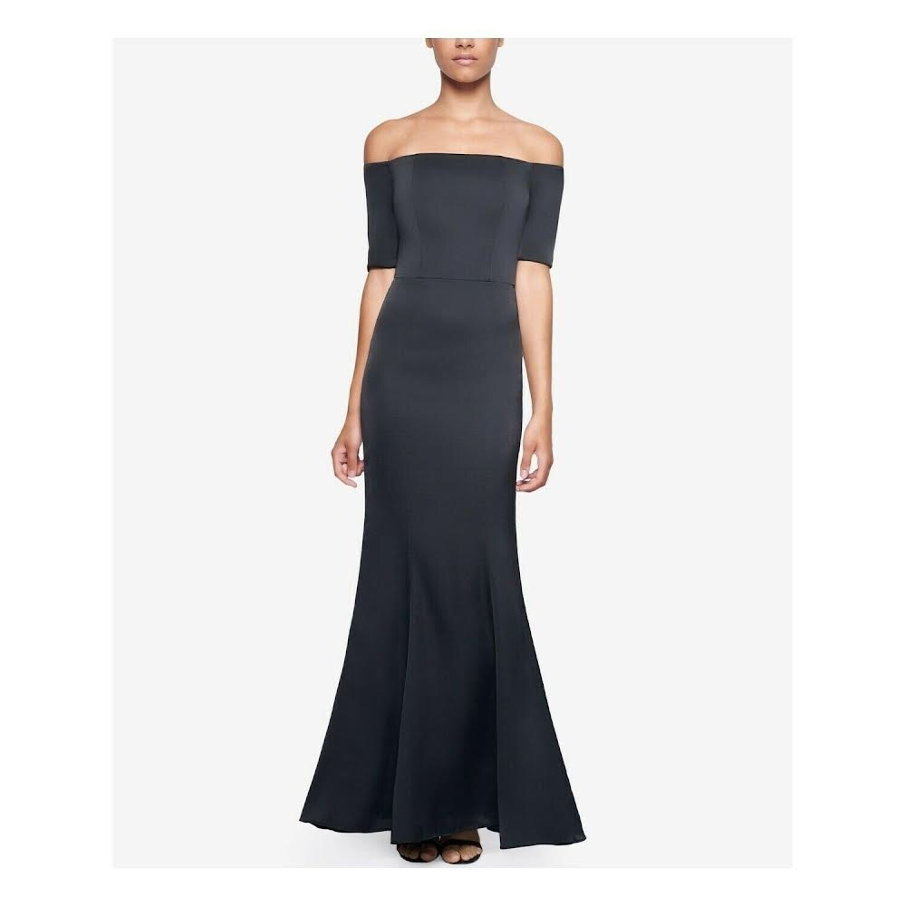 Fame & Partners Navy Gown